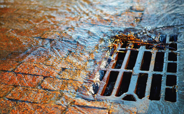 https://blockeddrainswanneroo.com.au/uploads/2025/07/stormwater-drains-91028.jpg